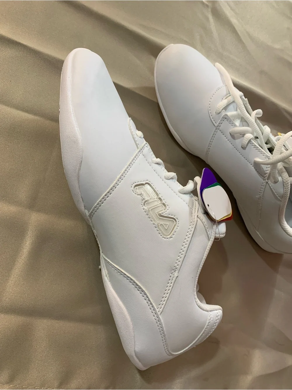 Fila Men's White Athletic Sneakers b1/2